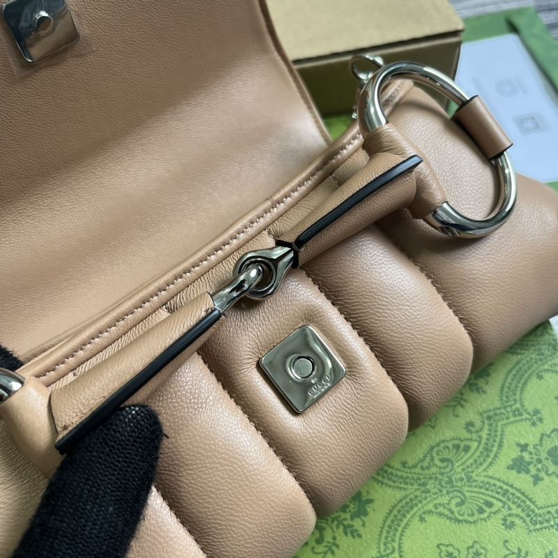 Gvc*1 horsebit bags